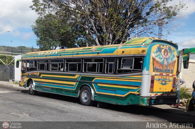 Cooperativa Carlos Arvelo 56 por Andr�s Ascanio