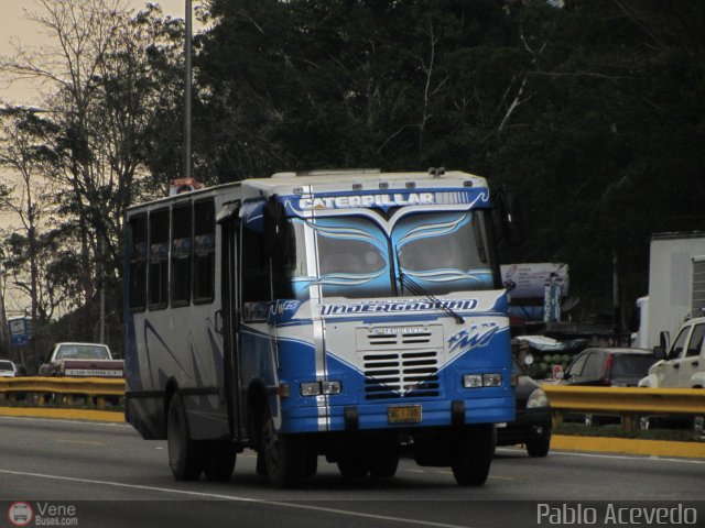 Particular o Desconocido 9345 por Pablo Acevedo