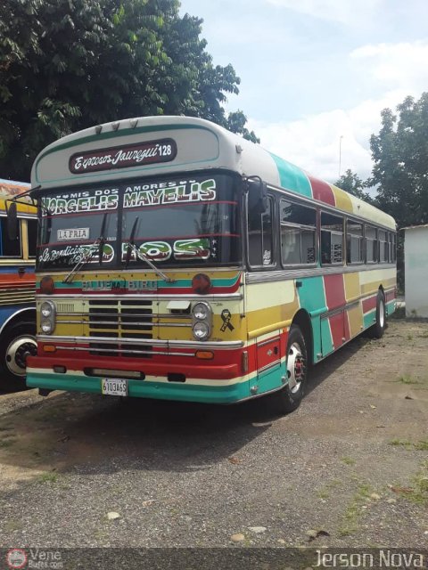 Expresos J�uregui 128 por Jerson Nova