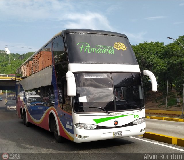 Expresos Primavera 045 por Alvin Rond�n