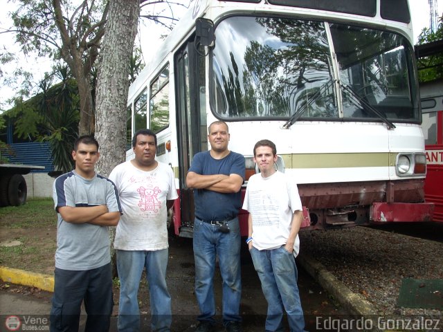 En Chiveras Abandonados Recuperaci�n 15 por Edgardo Gonz�lez