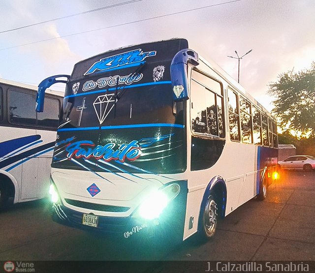 Expresos KM 2015 0412 por Jos�as Calzadilla