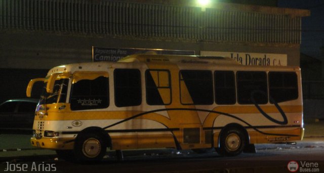 Cooperativa de Transporte Falcn 06 por Jos Arias