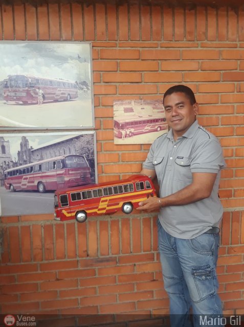 Nuestra gente Mario Gil por J. Carlos G�mez