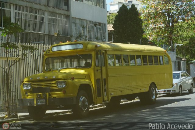 Universitarios y Escolares 12 por Pablo Acevedo