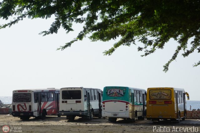 Garajes Paradas y Terminales Caraballeda por Pablo Acevedo
