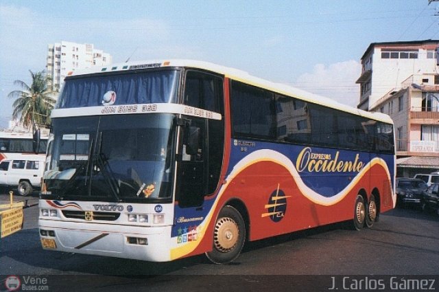 Expresos Occidente 106 por J. Carlos G�mez