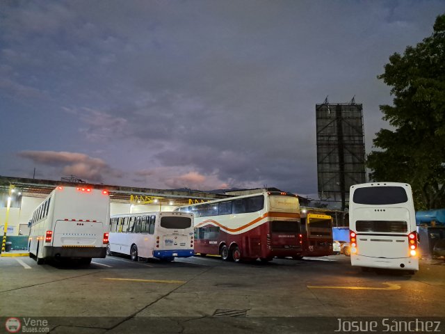 Garajes Paradas y Terminales Caracas-TerPrivCMG por Josue S�nchez