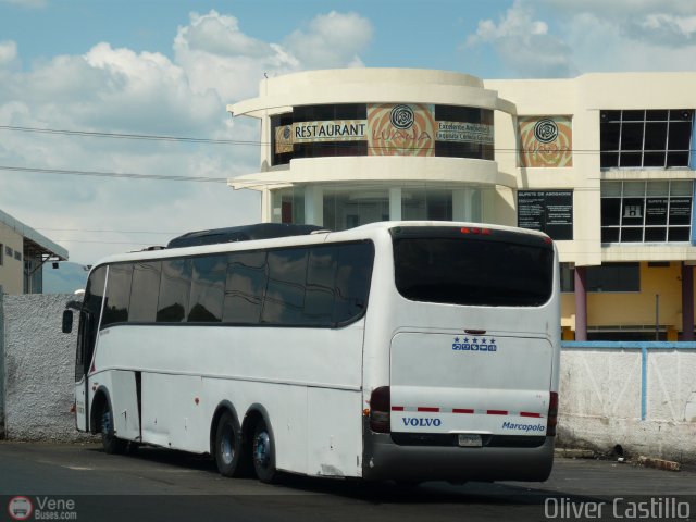 Particular o Desconocido oc122 por Oliver Castillo