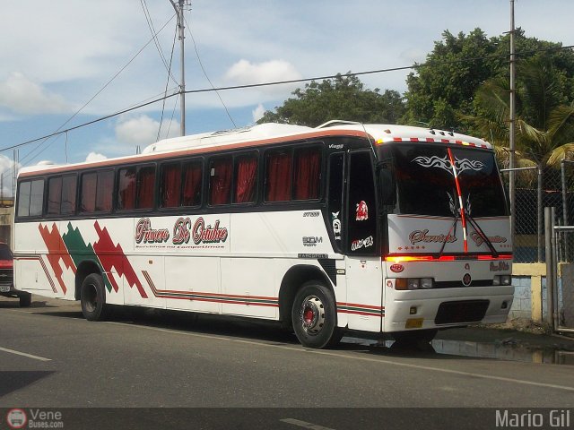 L�nea 1ero de Octubre 048 por Mario Gil