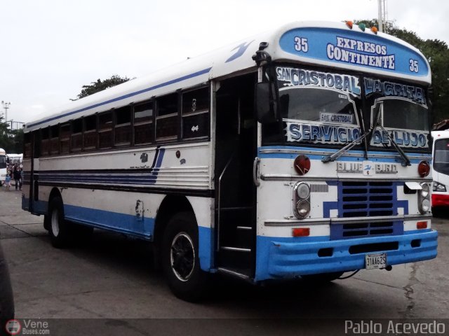 Expresos Continente C-35 por Pablo Acevedo