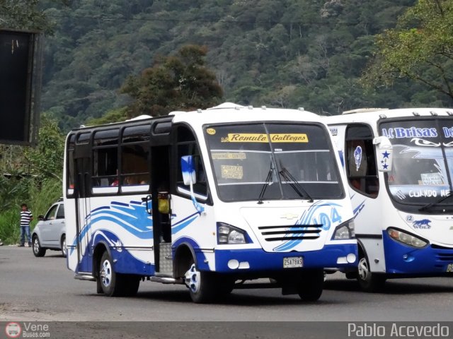 TA - A.C. R�mulo Gallegos 104 por Pablo Acevedo