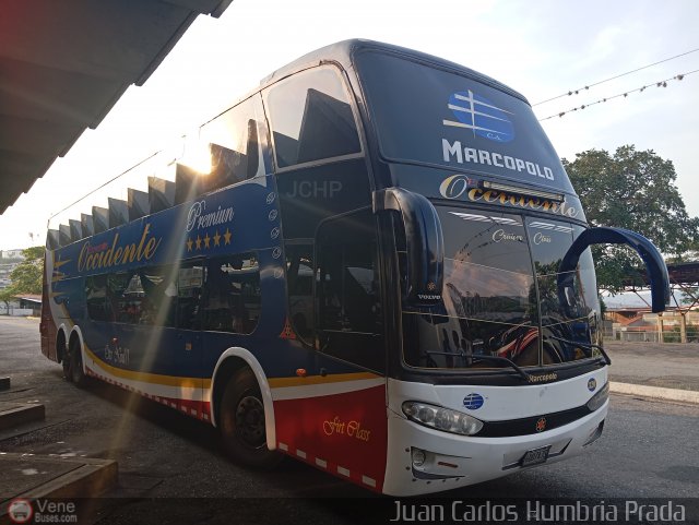 Expresos Occidente 320 por Juan Carlos Humbria