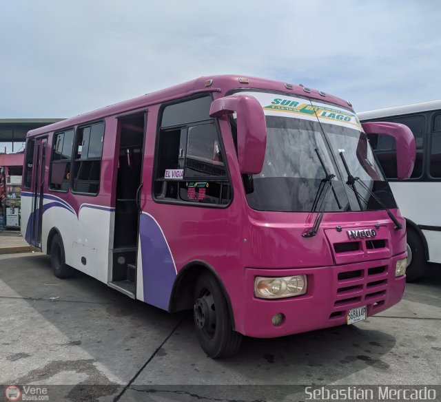 A.C. Sur del Lago R.L. 014 por Sebasti�n Mercado