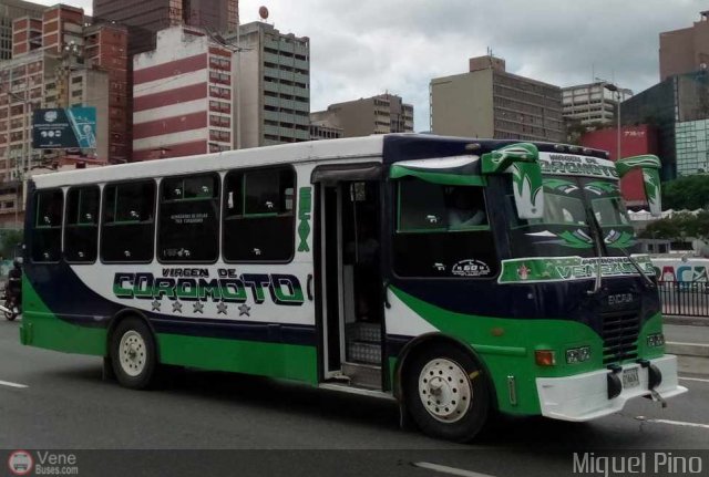 L�nea Hermanos Unidos S.C. 60 por Miguel Pino