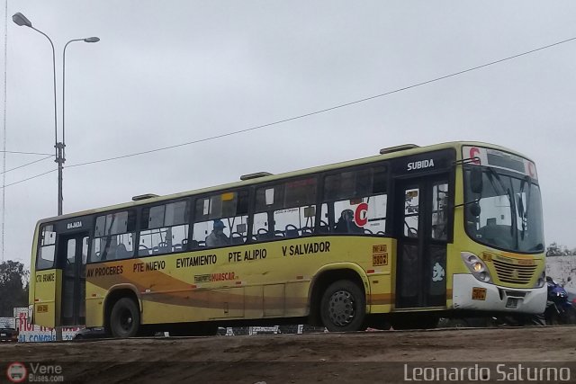 Transportes Huscar S.A. 758 por Leonardo Saturno