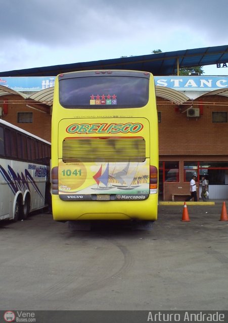 Expresos El Obelisco 1041 por Arturo Andrade