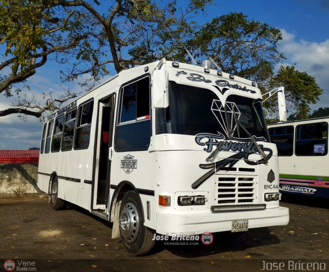 L�nea 1ero de Octubre 045 por Jos� Brice�o