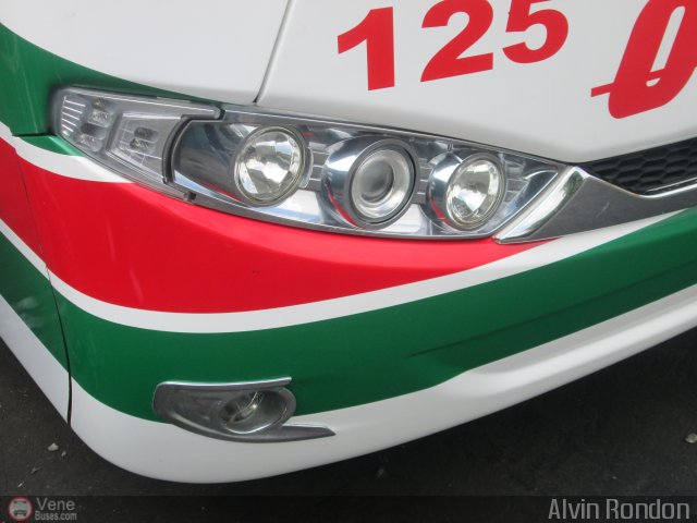 Expreso Internacional Orme�o 0125 por Alvin Rond�n