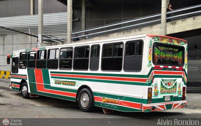 Transporte El Esfuerzo 10 por Alvin Rond�n