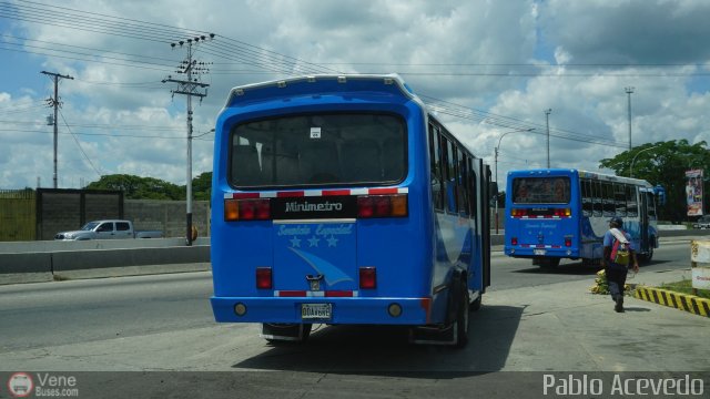 Particular o Desconocido 05 por Pablo Acevedo