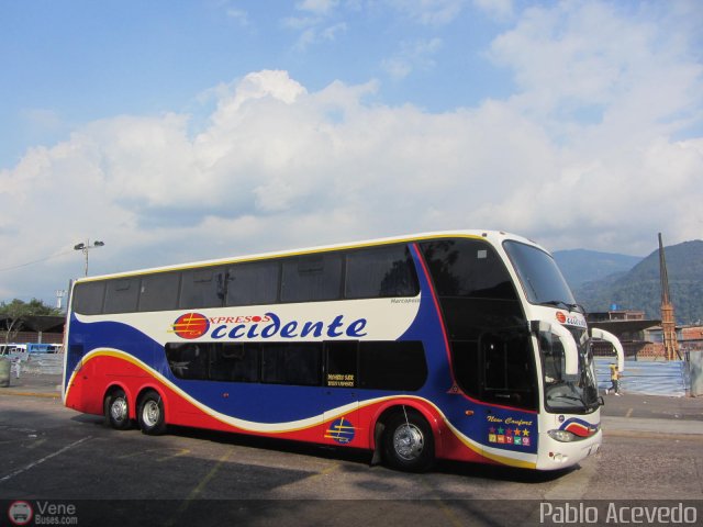 Expresos Occidente 182 por Pablo Acevedo