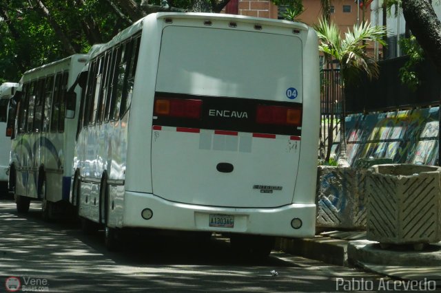 Particular o Desconocido 04 por Pablo Acevedo