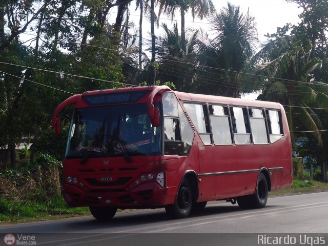 Particular o Desconocido 971 por Ricardo Ugas