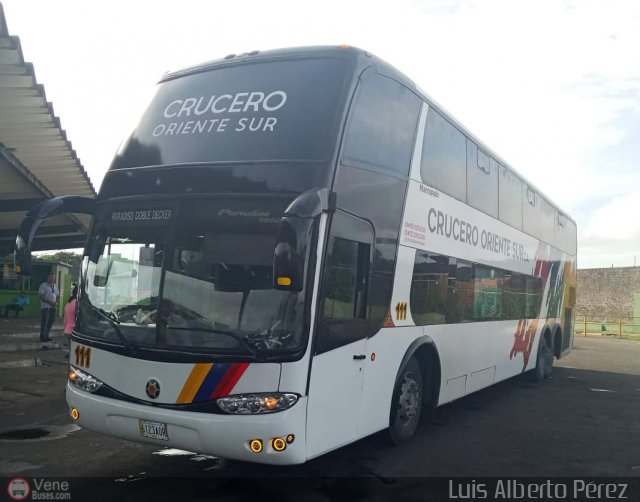 Cruceros Oriente Sur 111 por Josue S�nchez