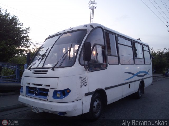 CA - Uni�n Caribe C.A. 33 por Aly Baranauskas