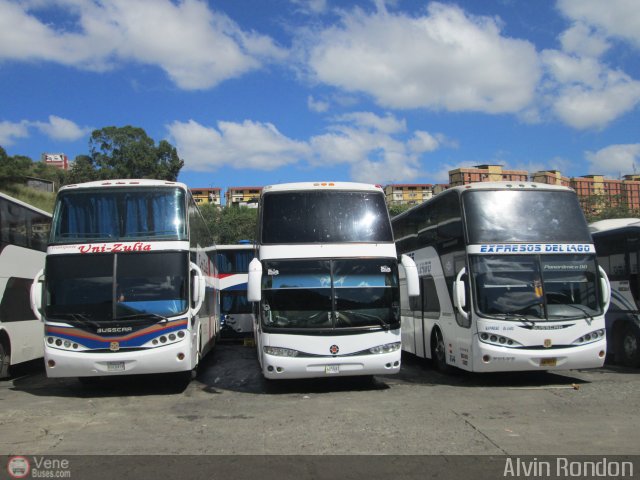 Garajes Paradas y Terminales Caracas por Alvin Rondn