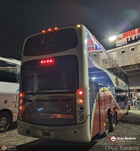 Expresos Occidente 437 por C�sar Ram�rez