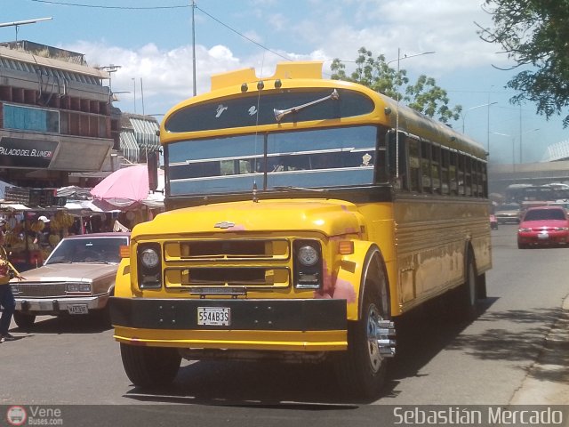 ZU - Colectivos La Ca�ada 05 por Sebasti�n Mercado