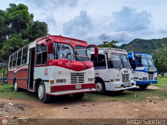 Garajes Paradas y Terminales Playa-Colorada  por Josue S�nchez