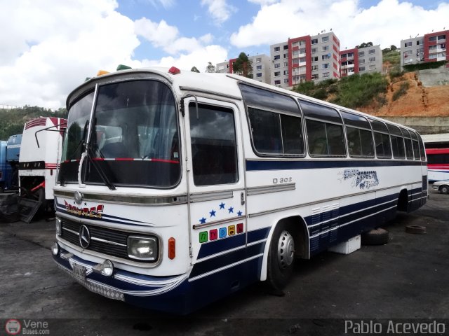 Particular o Desconocido 918 por Pablo Acevedo