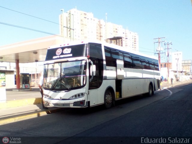 Particular o Desconocido 5759 por Eduardo Salazar