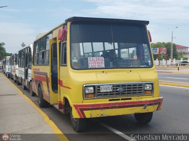 ZU - A.C.C.C. Por puesto Galer�as Urbe Lago Mall 05 por Sebasti�n Mercado