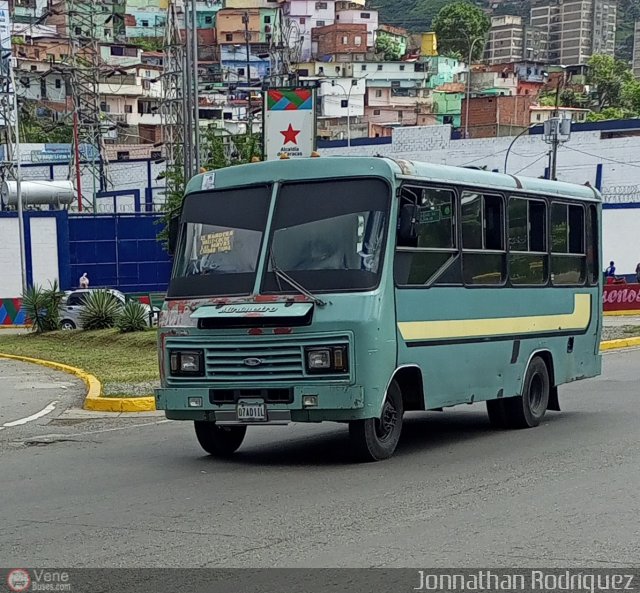 DC - Coop. de Transp. Fuerza Socialista Tiuna 323 por Jonnathan Rodr�guez