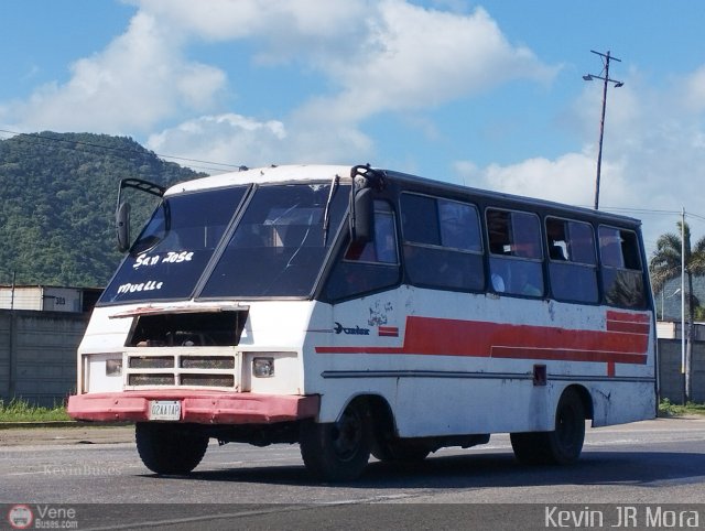 CA - A.C. Transporte Juan Jos� Flores 95 por Kevin Mora