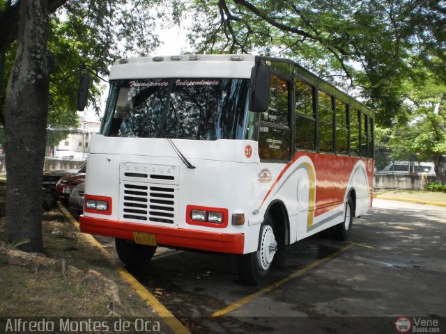 A.C. Transporte Independencia 027 por Alfredo Montes de Oca