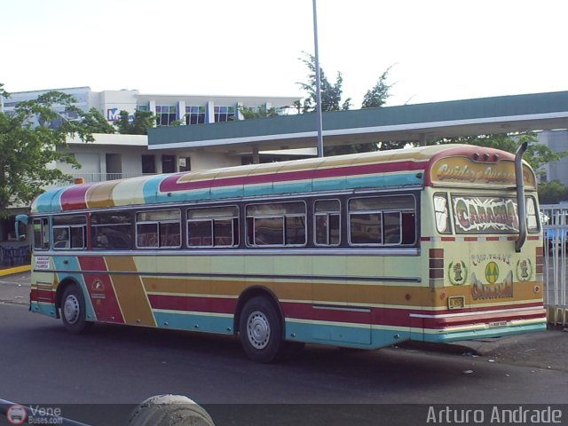 Cooperativa Canaima 01 por Arturo Andrade