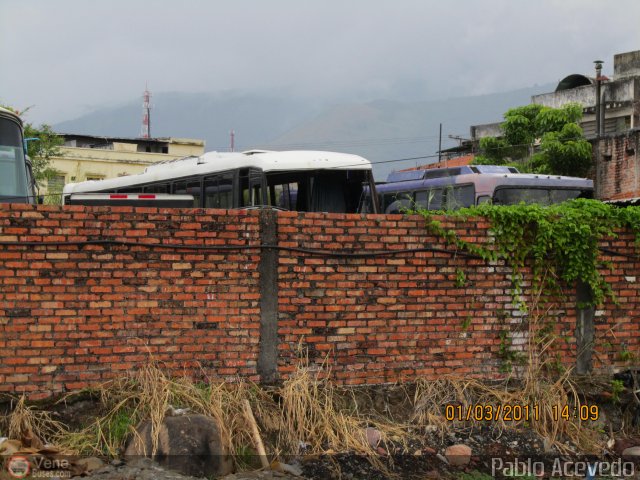 En Chiveras Abandonados Recuperaci�n PA-22 por Pablo Acevedo