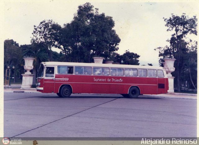 Expresos de Oriente 33 por J. Carlos G�mez