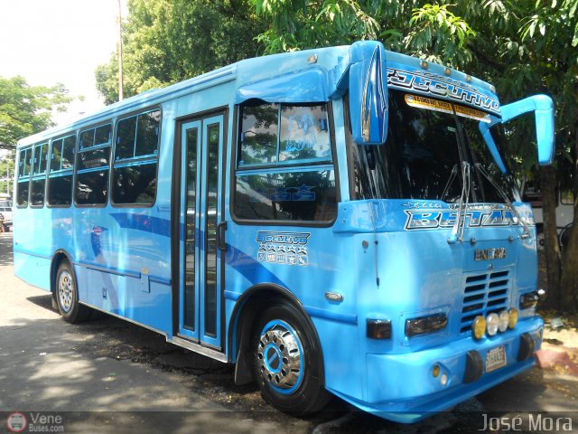 A.C. L�nea Autobuses Por Puesto Uni�n La Fr�a 14 por Jos� Mora