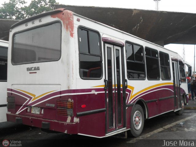 A.C. L�nea Col�n 33 por Jos� Mora