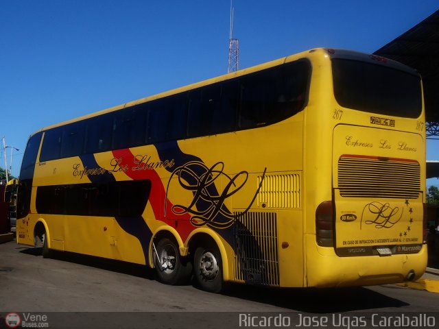 Expresos Los Llanos 267 por Ricardo Ugas