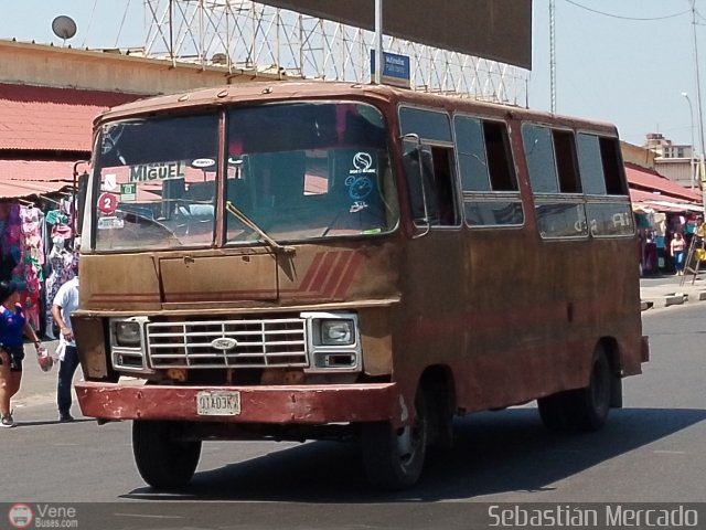 ZU - Los Claveles 27 por Sebasti�n Mercado