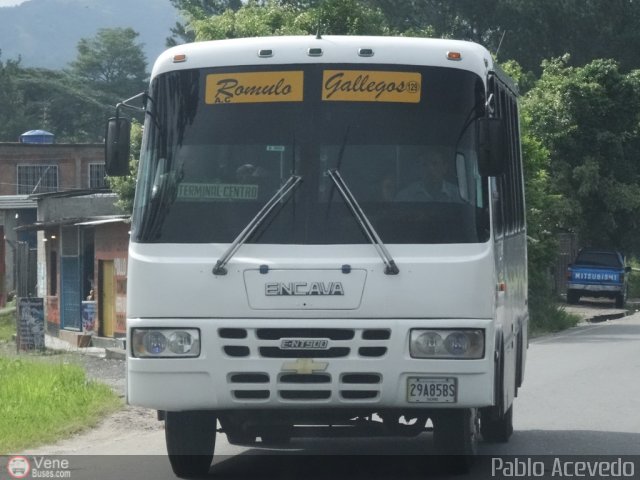 TA - A.C. R�mulo Gallegos 129 por Pablo Acevedo