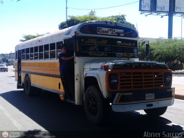 ZU - Ra�l Leoni 34 por Abner Sarcos