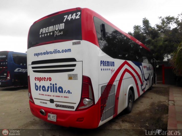 Expreso Brasilia 7442 por Luis Enrique Carrero
